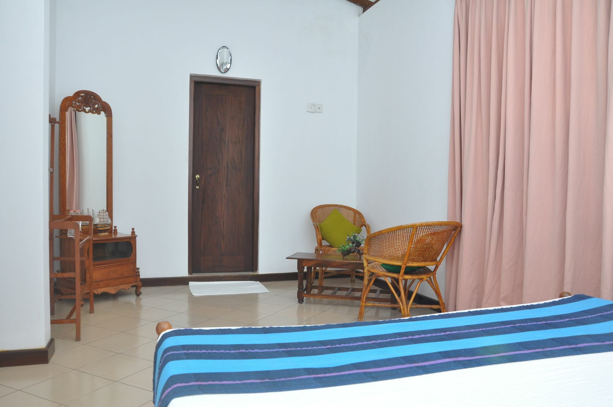 Shakuna Villa 希克杜沃 外观 照片