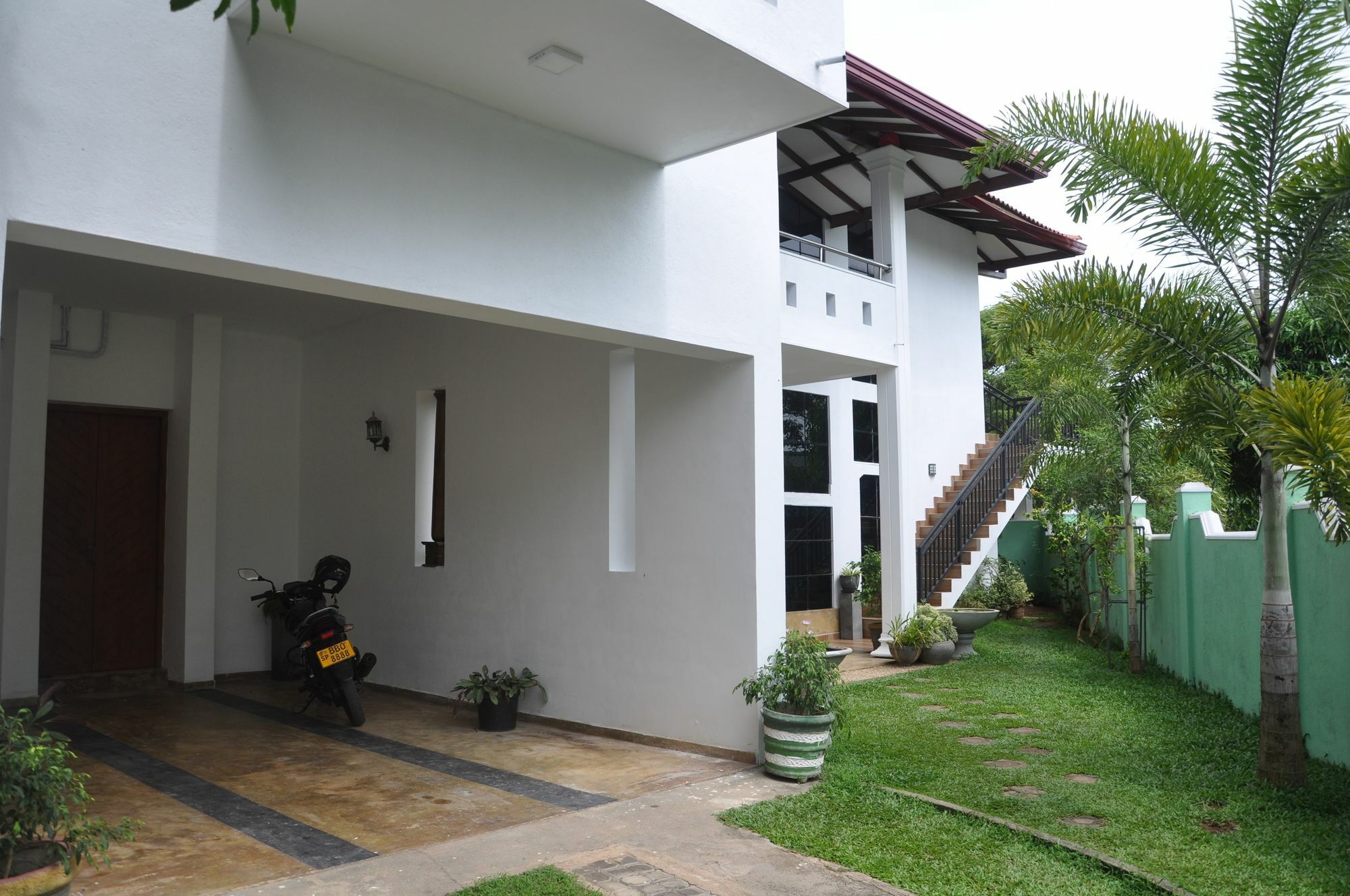 Shakuna Villa 希克杜沃 外观 照片